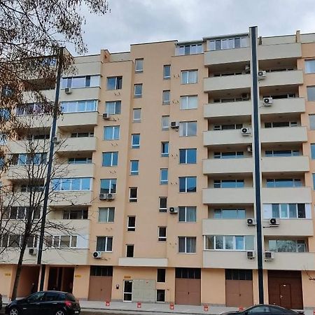 Apartment Anelia 3 Пловдив Екстер'єр фото
